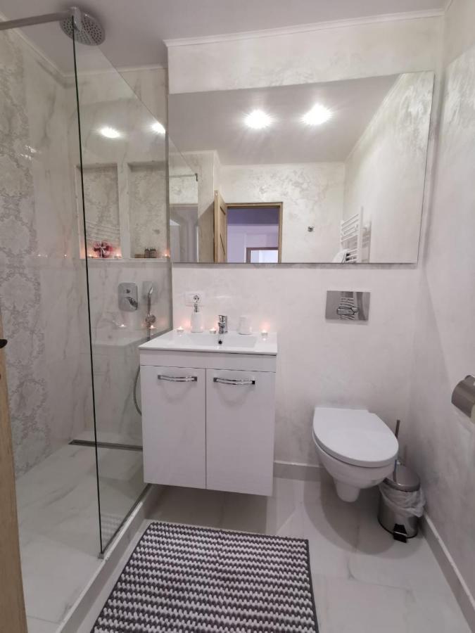 Apartament Gold Luxury Tîrgu Ocna 外观 照片