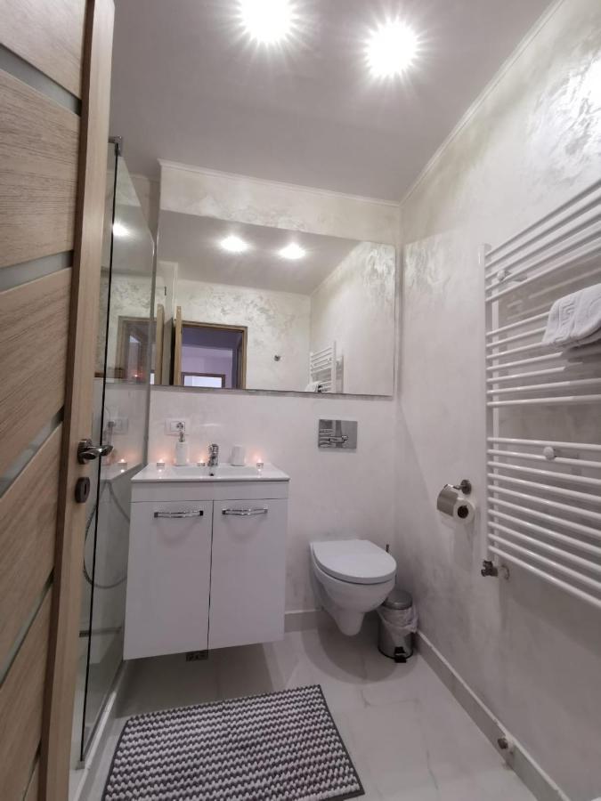 Apartament Gold Luxury Tîrgu Ocna 外观 照片