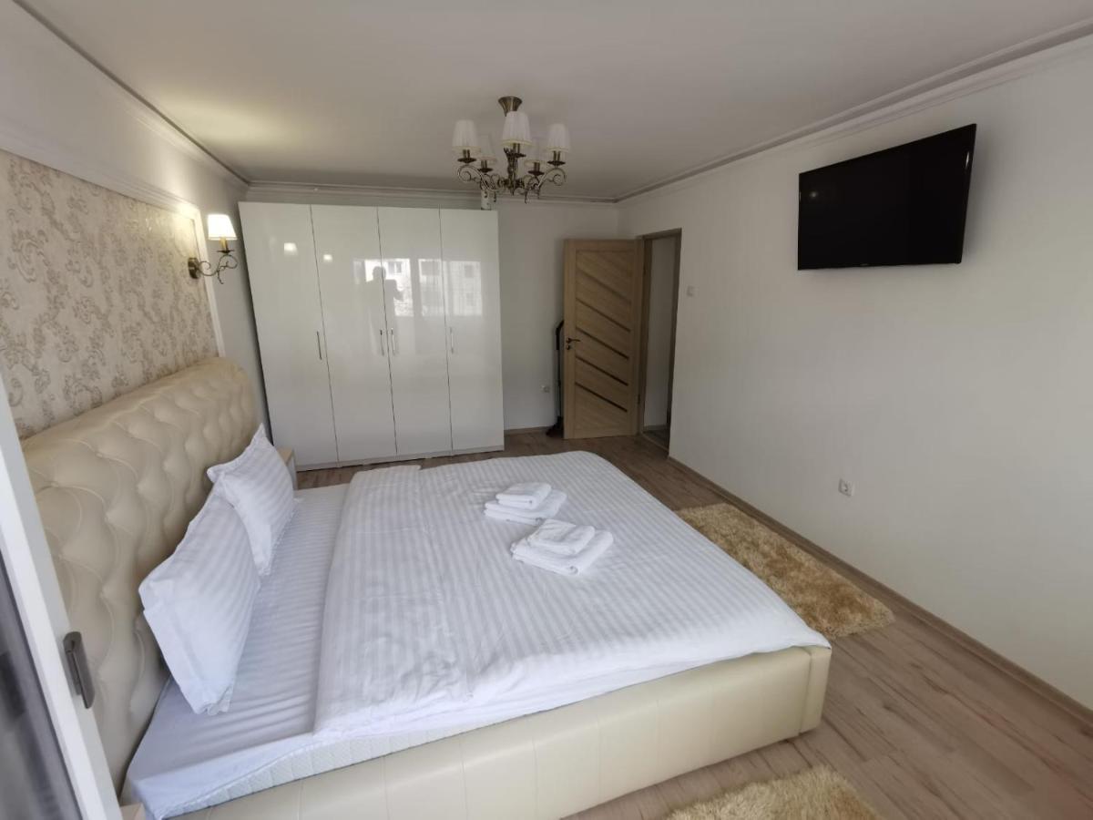 Apartament Gold Luxury Tîrgu Ocna 外观 照片